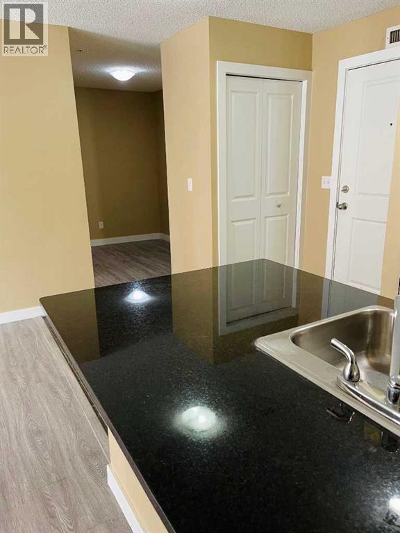 #6210 403 Mackenzie Way SW - 13