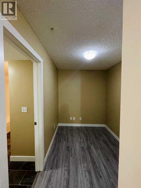 #6210 403 Mackenzie Way SW - 20