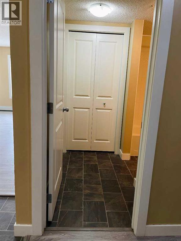 #6210 403 Mackenzie Way SW - 23