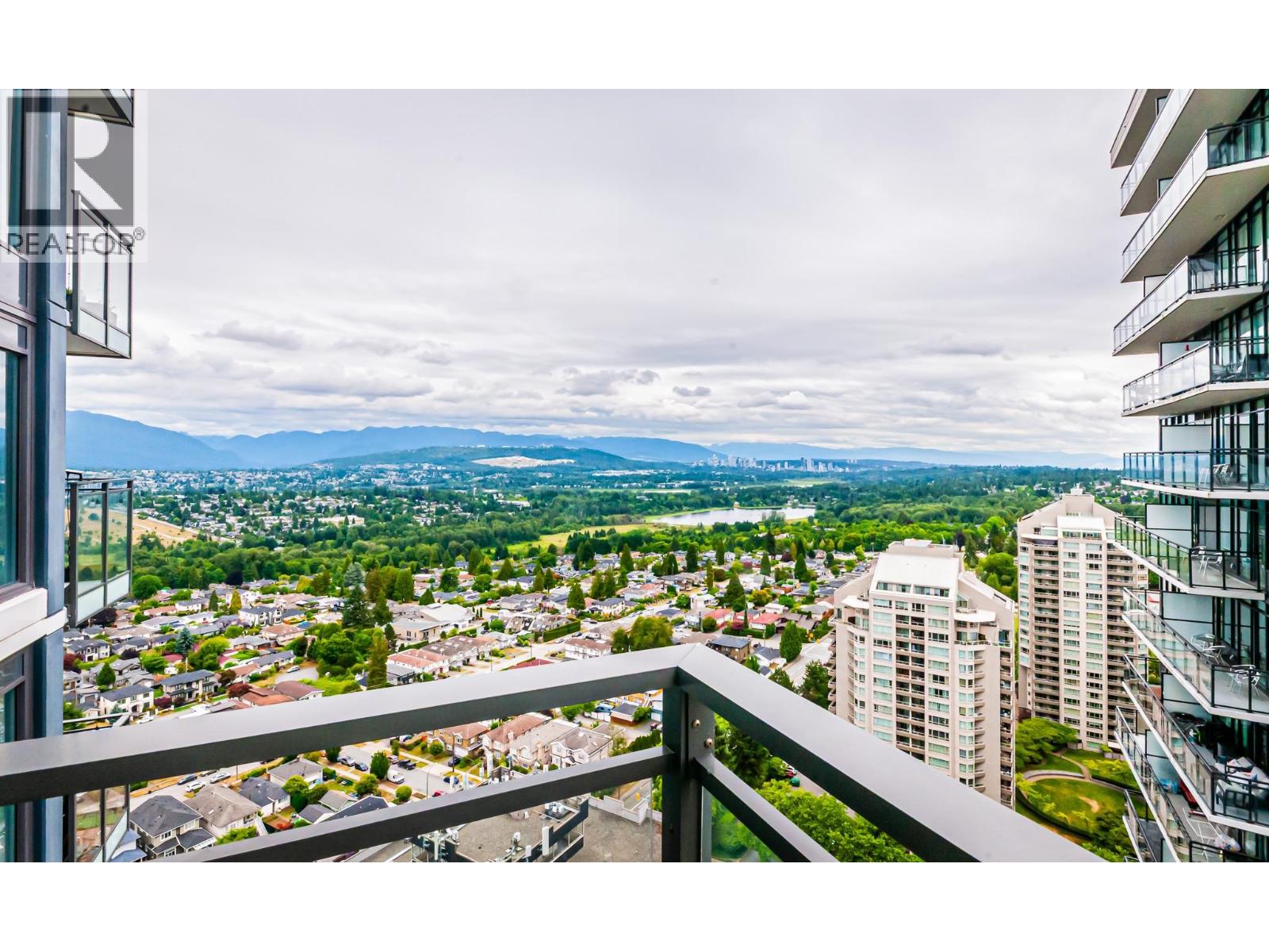1 Bed, 1 Bath House for Sale in Burnaby – 2410 4711 HAZEL STREET, Burnaby – MLS# R3146870 - Image 20