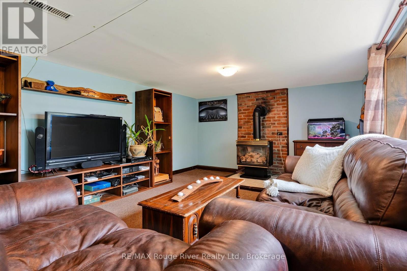 100 KING STREET E - 39