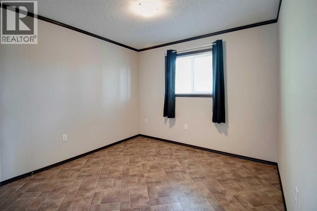 24 Spring Dale Court SE - 25
