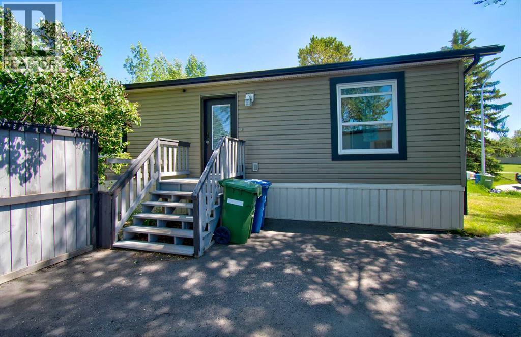 24 Spring Dale Court SE - 2