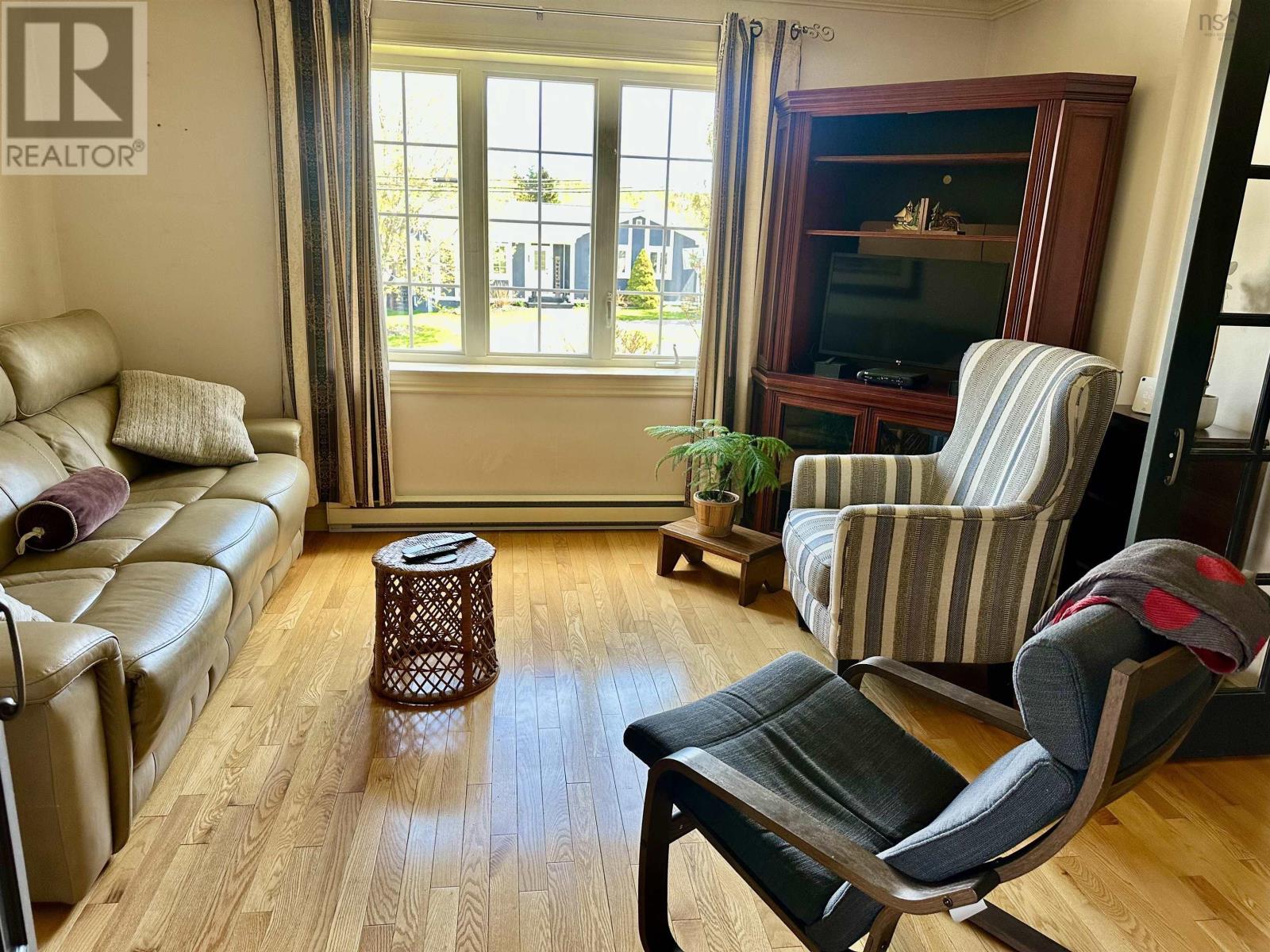 17 MacQuarrie Drive - 16