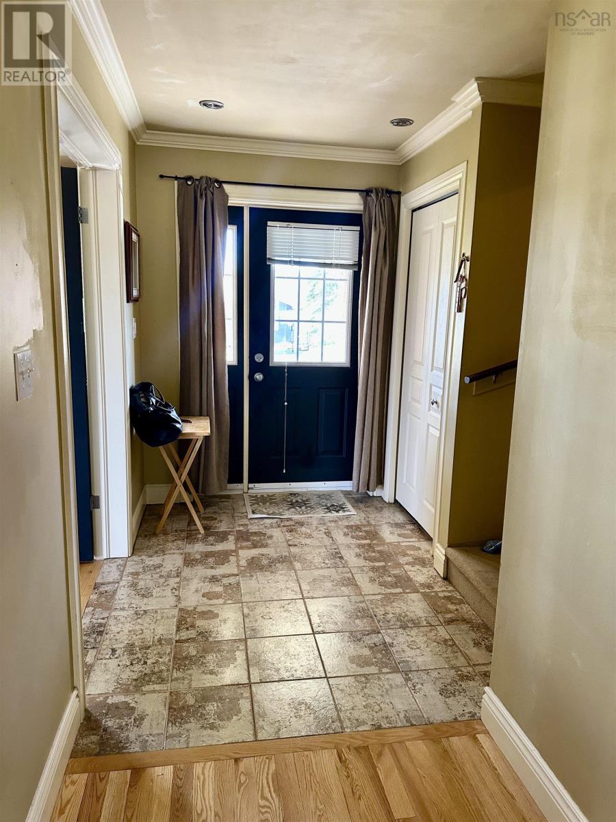 17 MacQuarrie Drive - 5