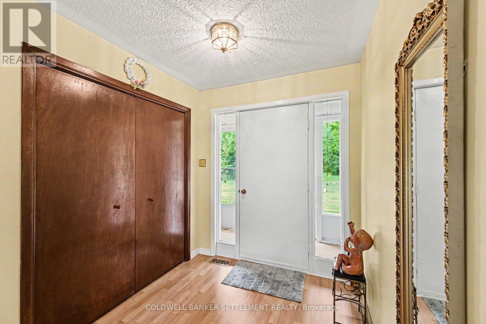 343 ENNIS ROAD - 11