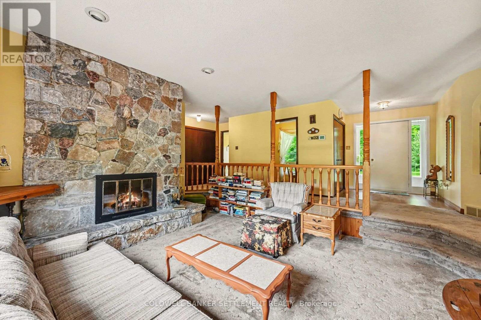 343 ENNIS ROAD - 14