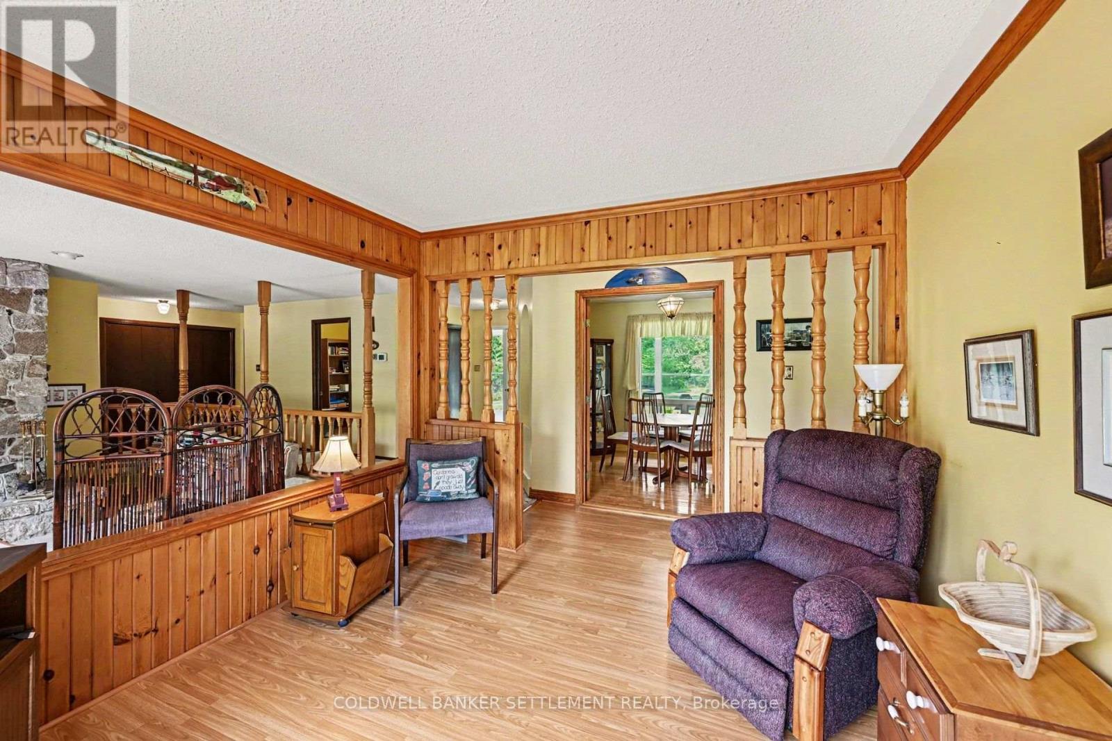 343 ENNIS ROAD - 16