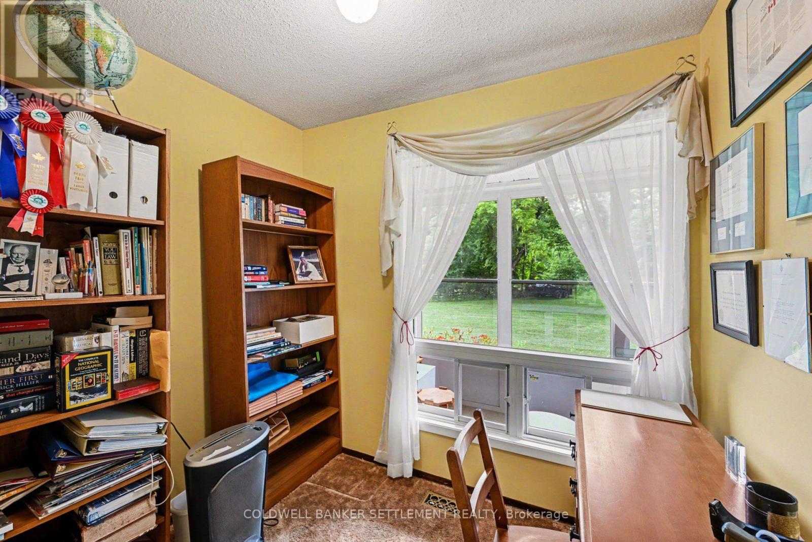 343 ENNIS ROAD - 28
