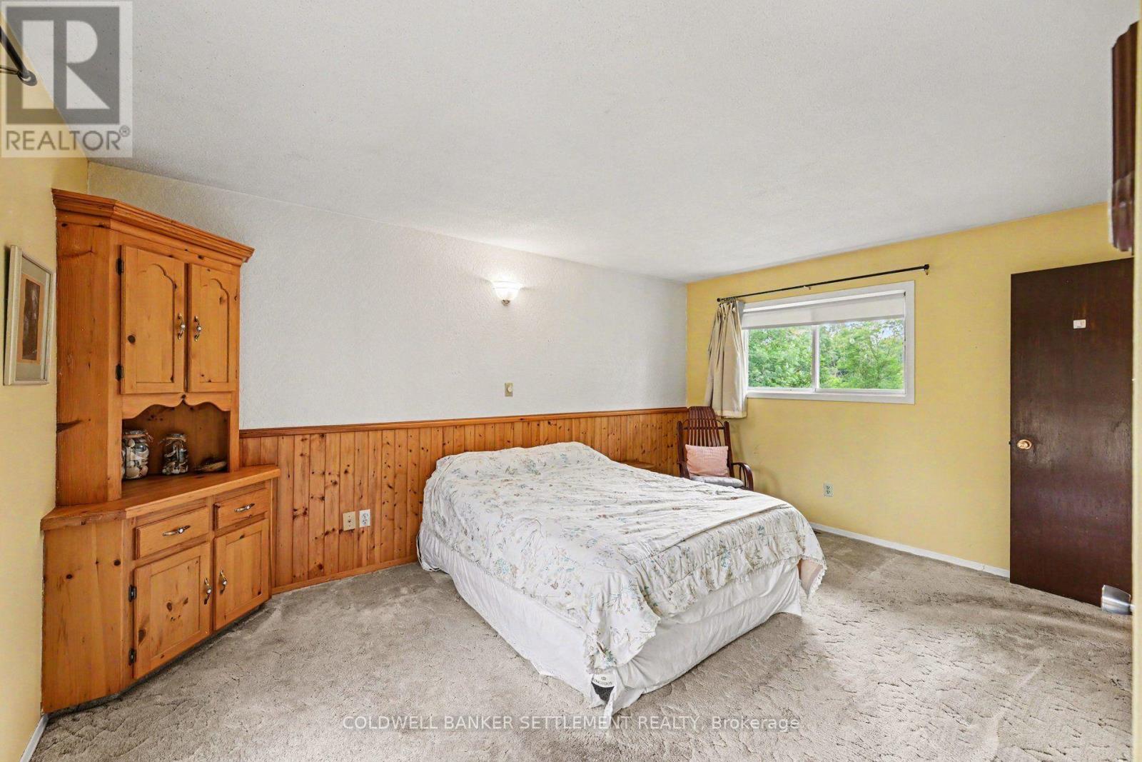 343 ENNIS ROAD - 36