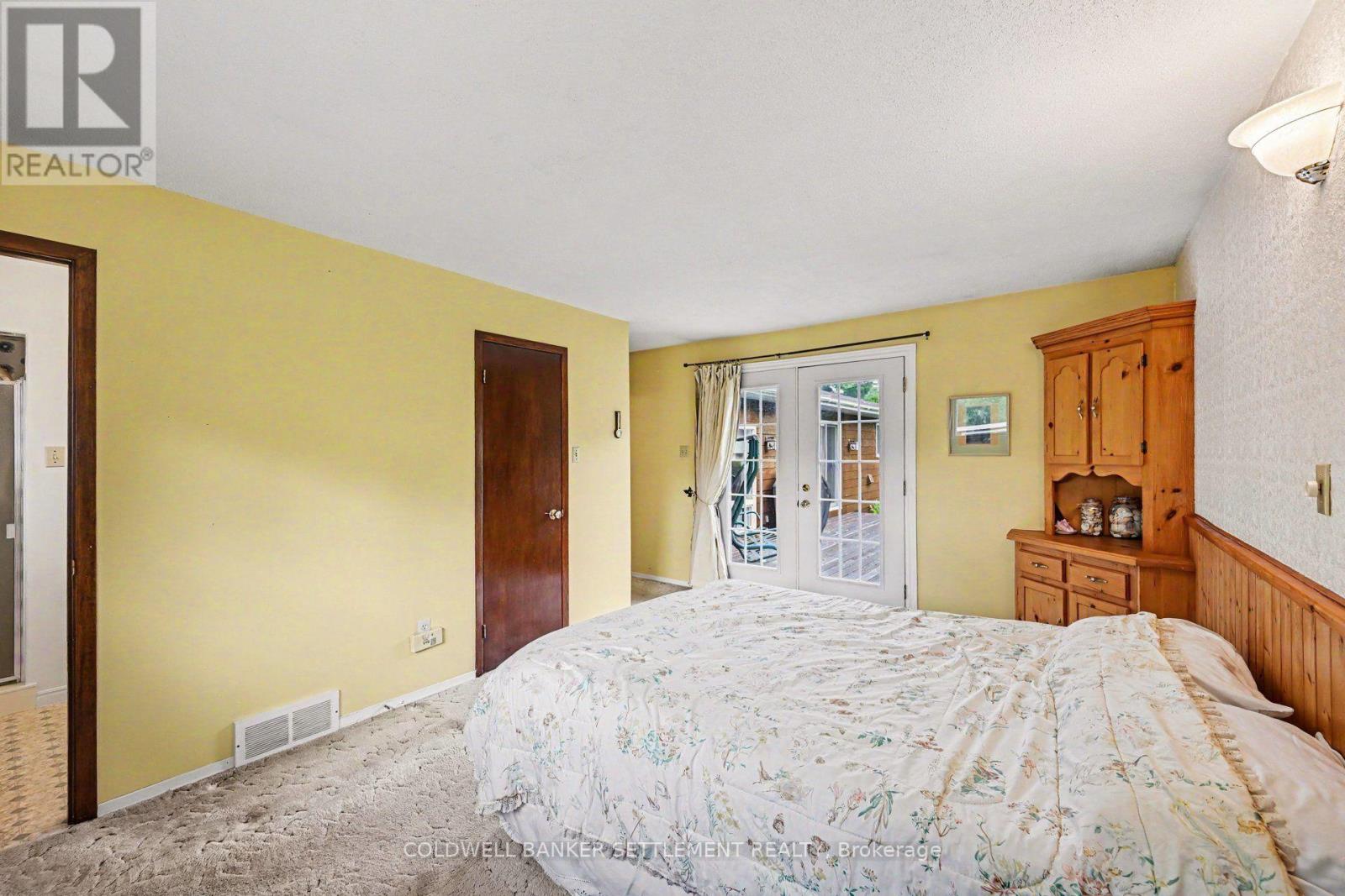 343 ENNIS ROAD - 37