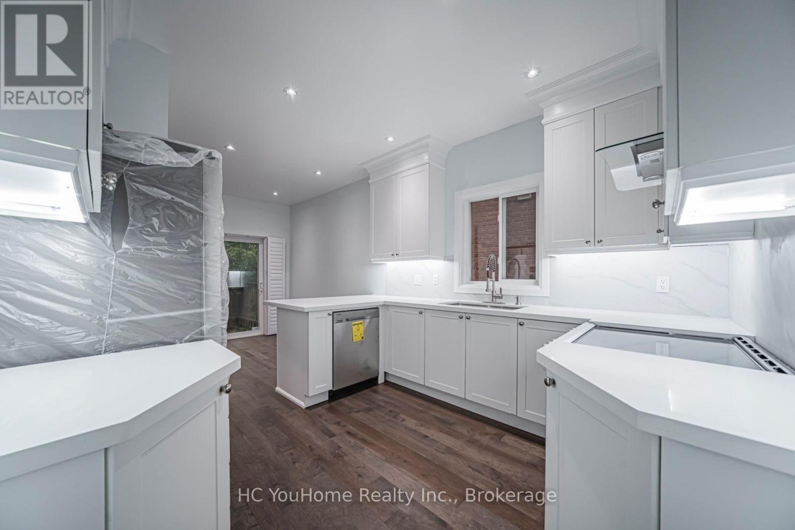 70 DOVETAIL DRIVE - 5