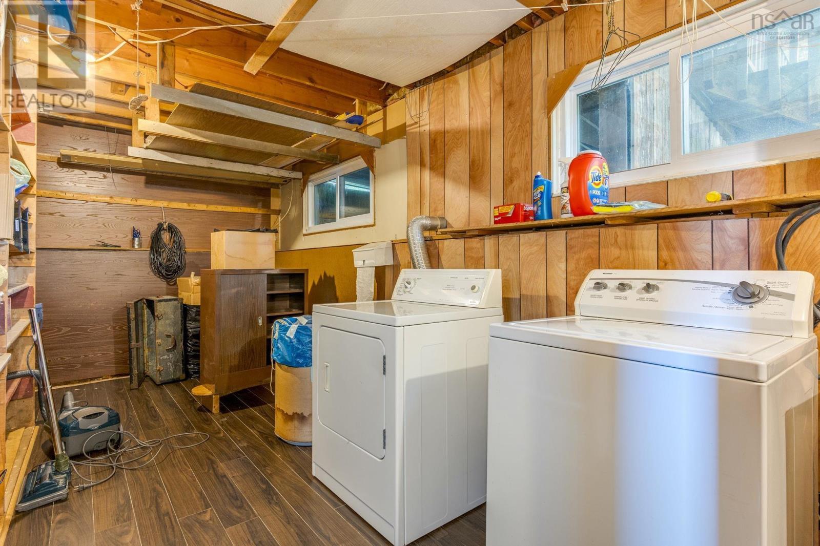 2 Elmwood Drive - 34