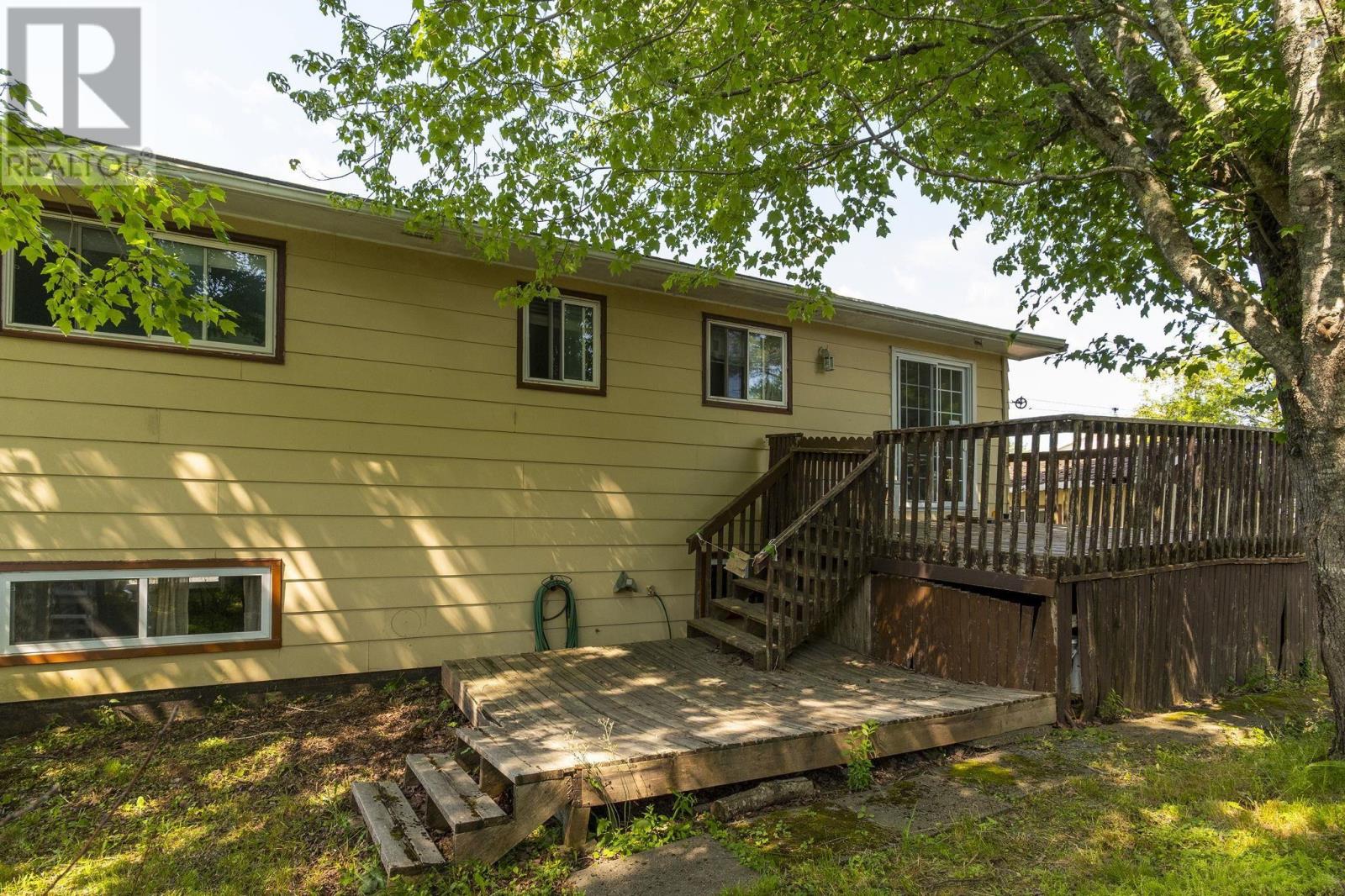 2 Elmwood Drive - 36