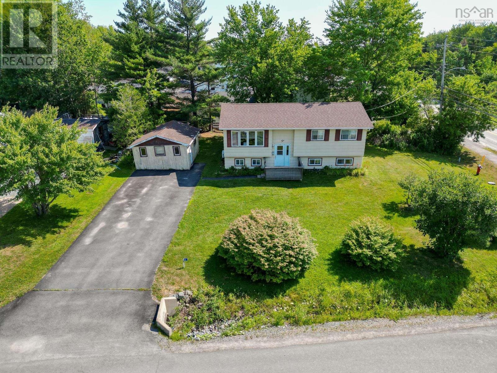 2 Elmwood Drive - 4