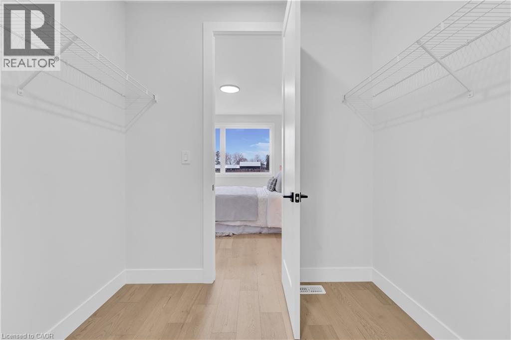 102 CLAYTON Street - 18