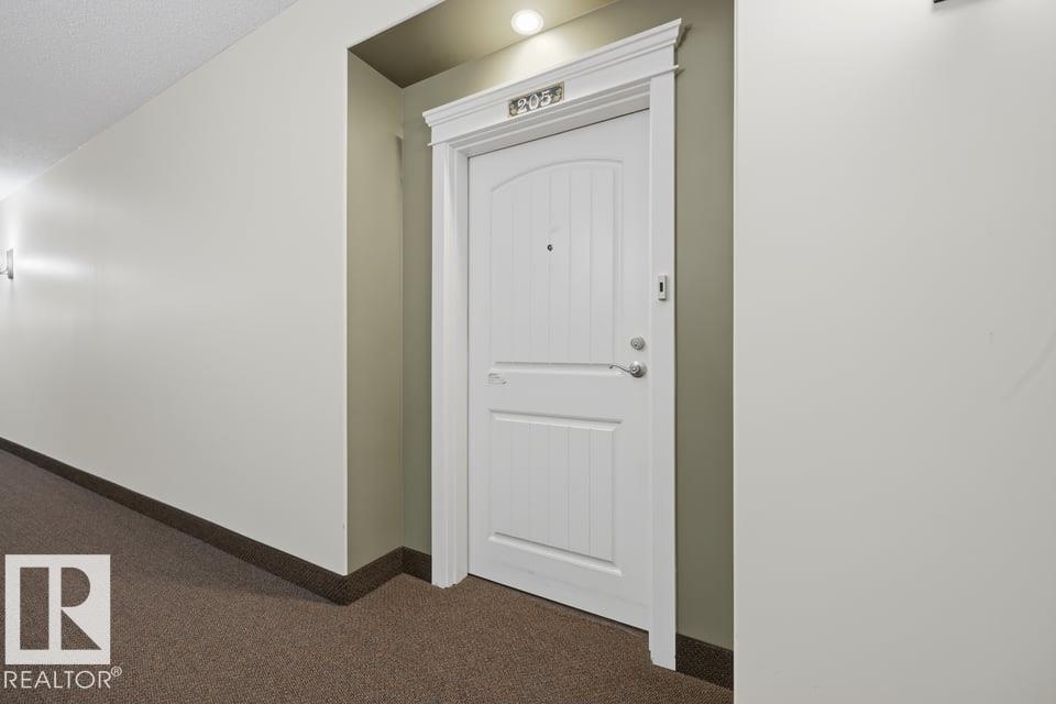 #205 511 QUEEN ST - 20