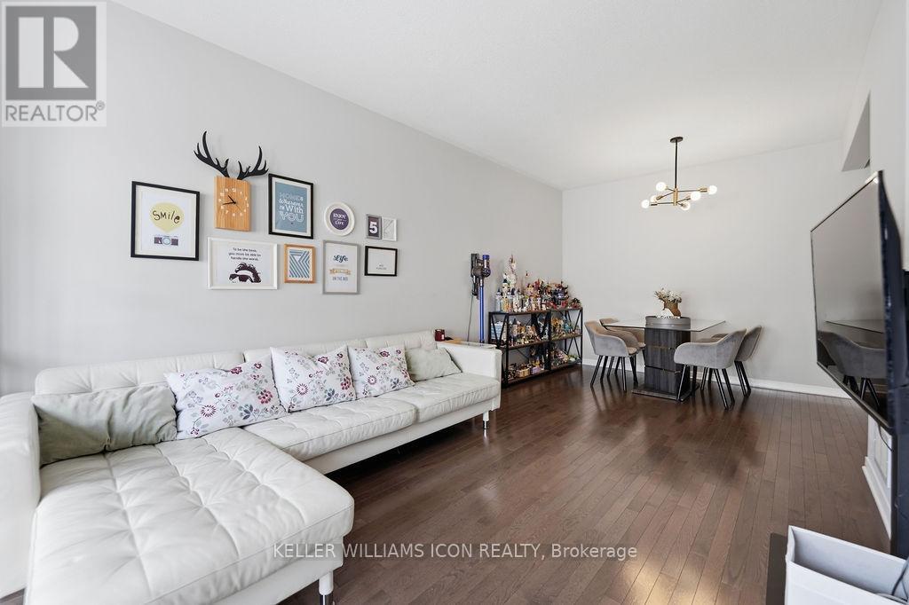 493 ASHBOURNE CRESCENT - 10