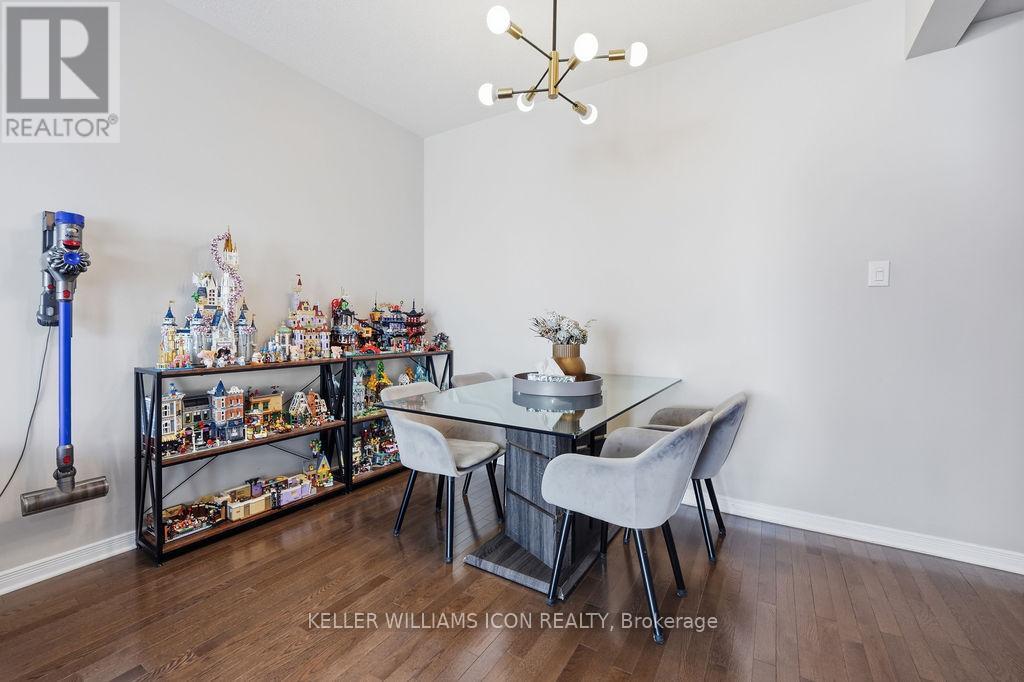 493 ASHBOURNE CRESCENT - 13