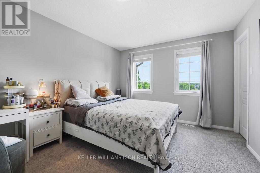 493 ASHBOURNE CRESCENT - 20