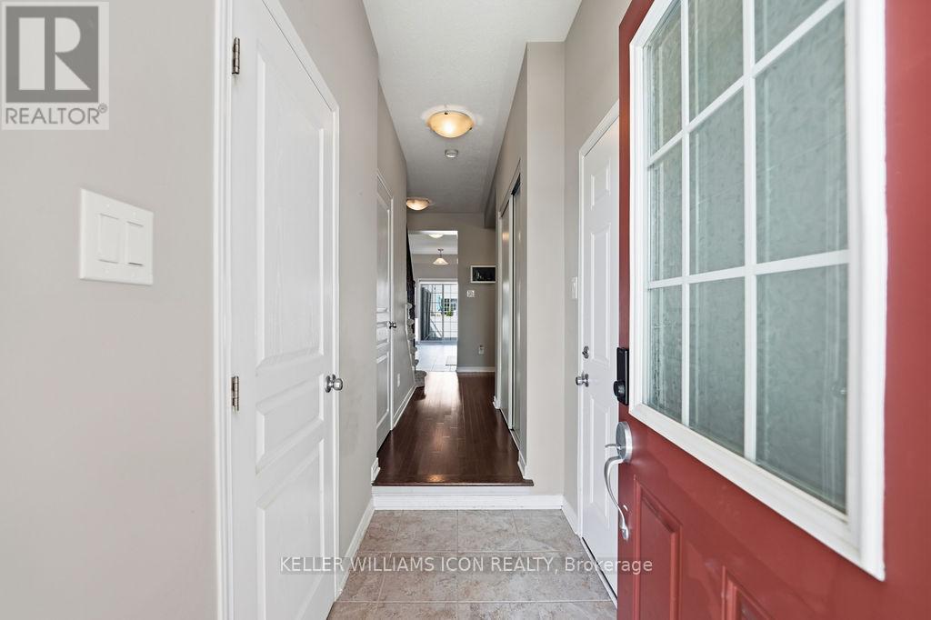 493 ASHBOURNE CRESCENT - 4