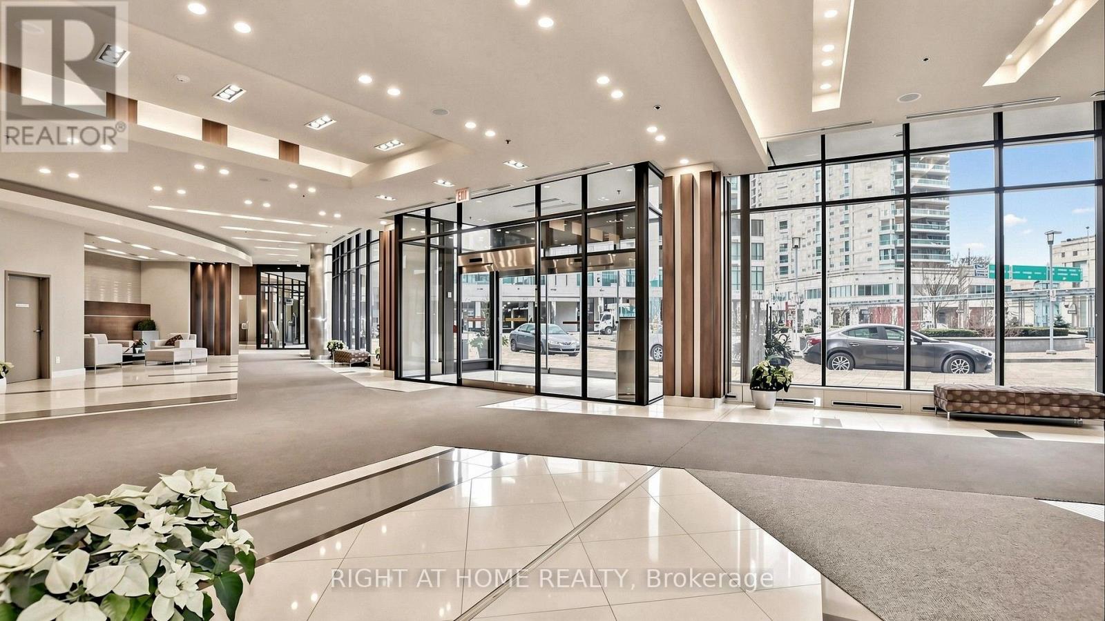#609 33 BAY STREET - 6