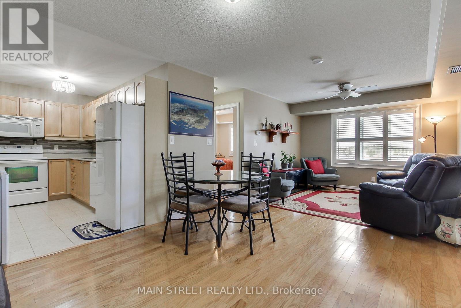 #305 500 MAPLEVIEW DRIVE W - 1