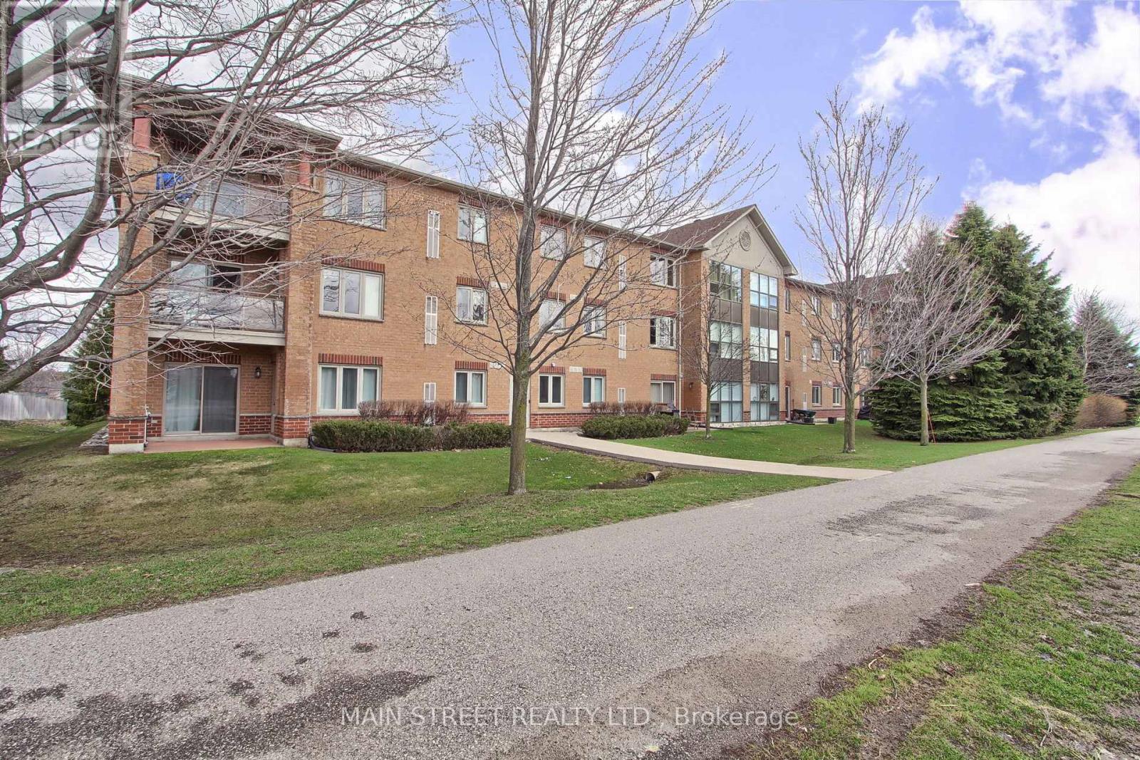 #305 500 MAPLEVIEW DRIVE W - 3