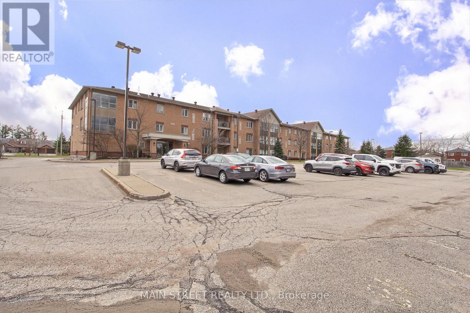 #305 500 MAPLEVIEW DRIVE W - 37