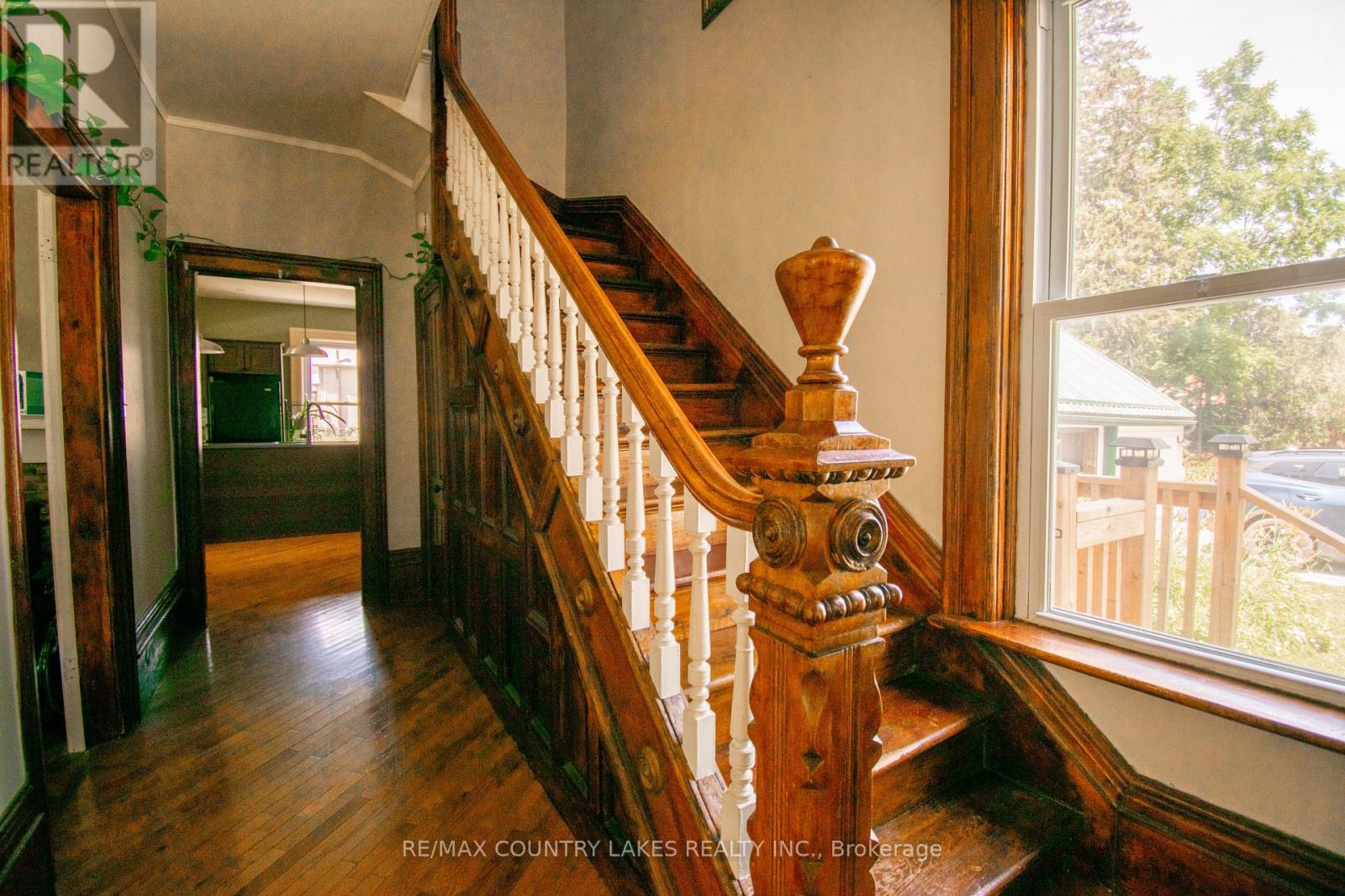 100 NAPPADALE STREET - 10