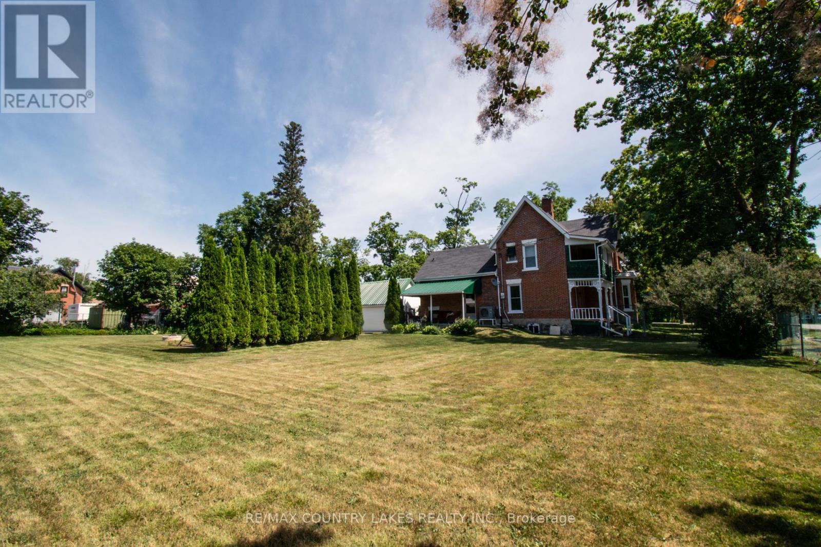 100 NAPPADALE STREET - 3