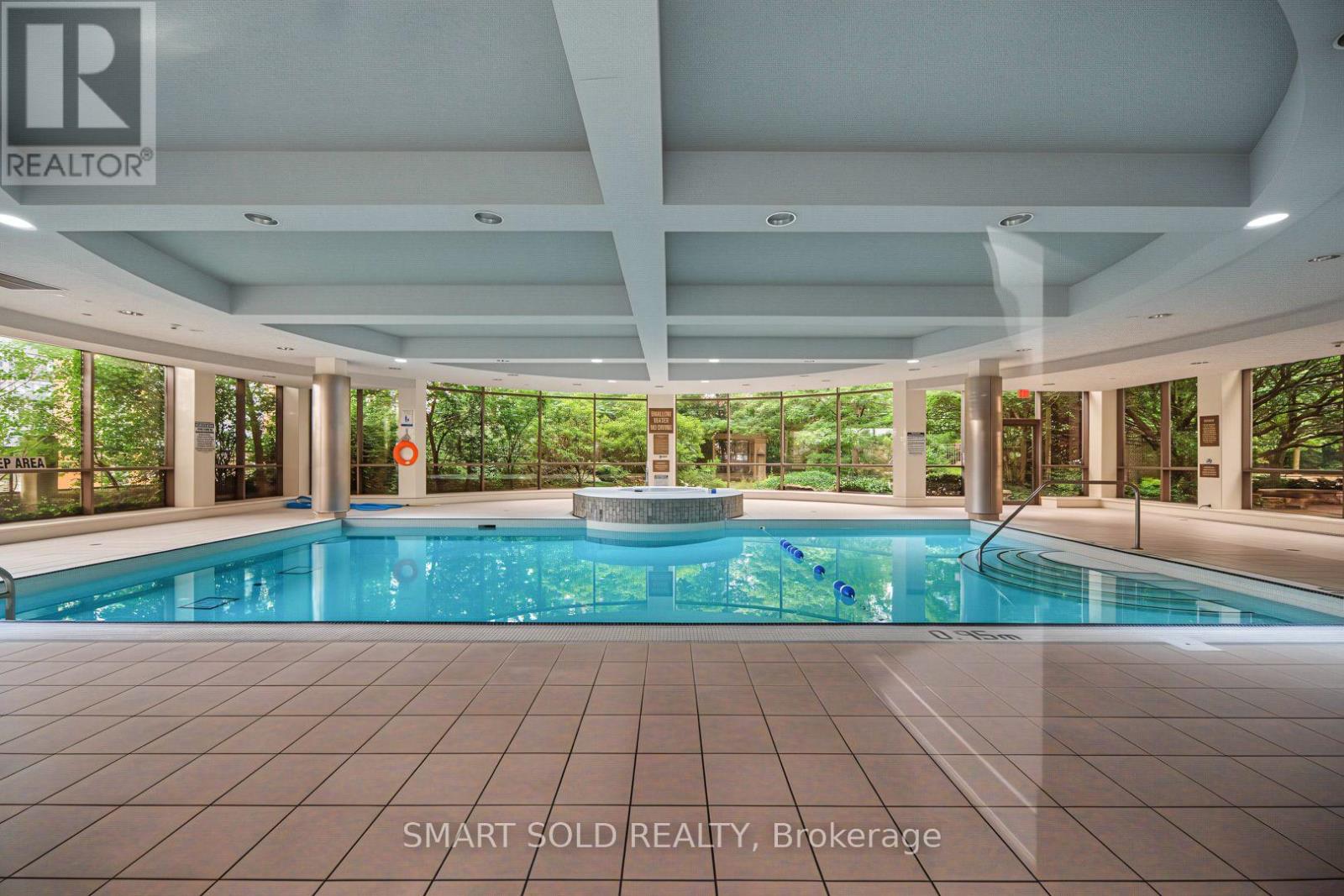 #801 3880 DUKE OF YORK BOULEVARD - Image 44