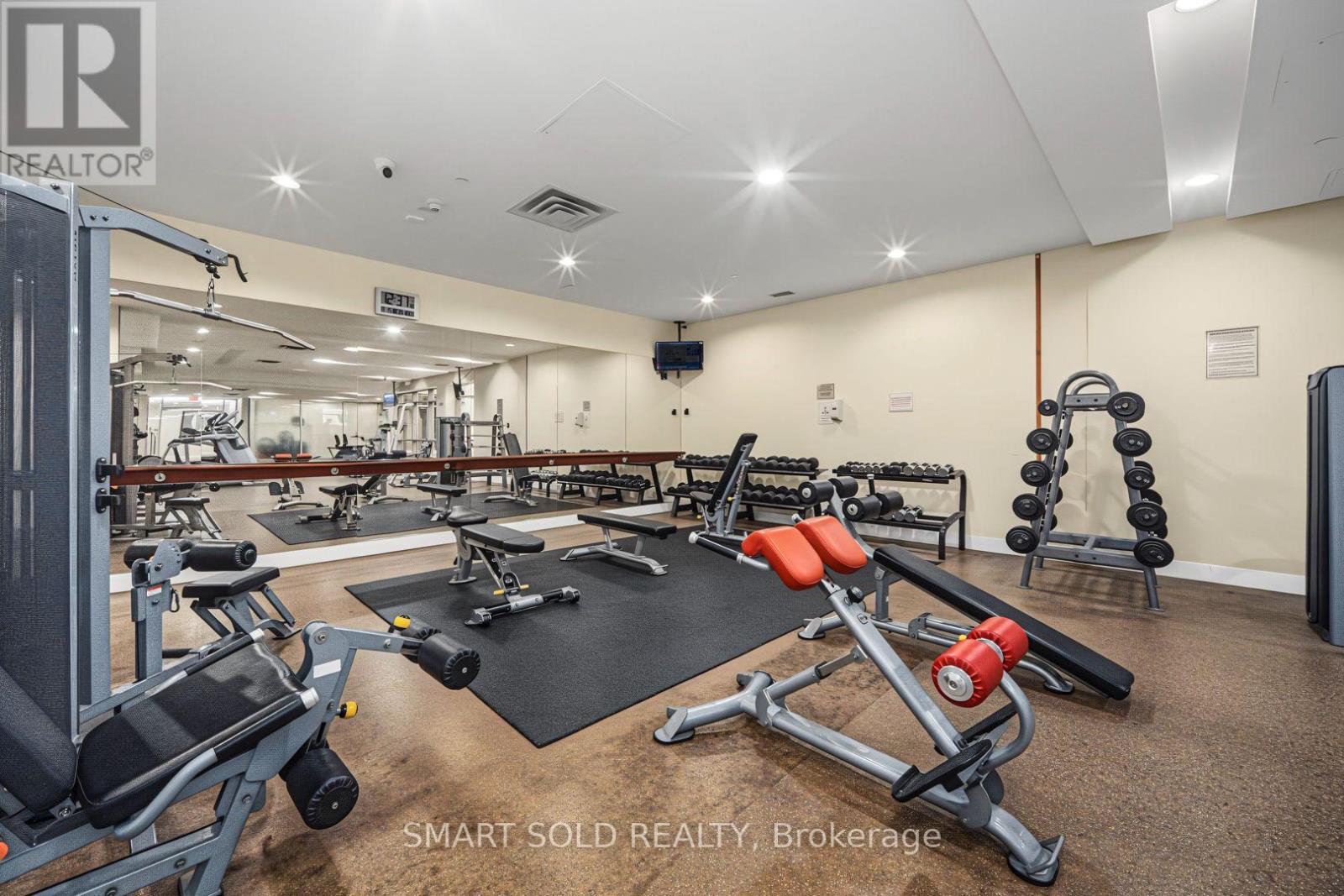 #801 3880 DUKE OF YORK BOULEVARD - Image 47