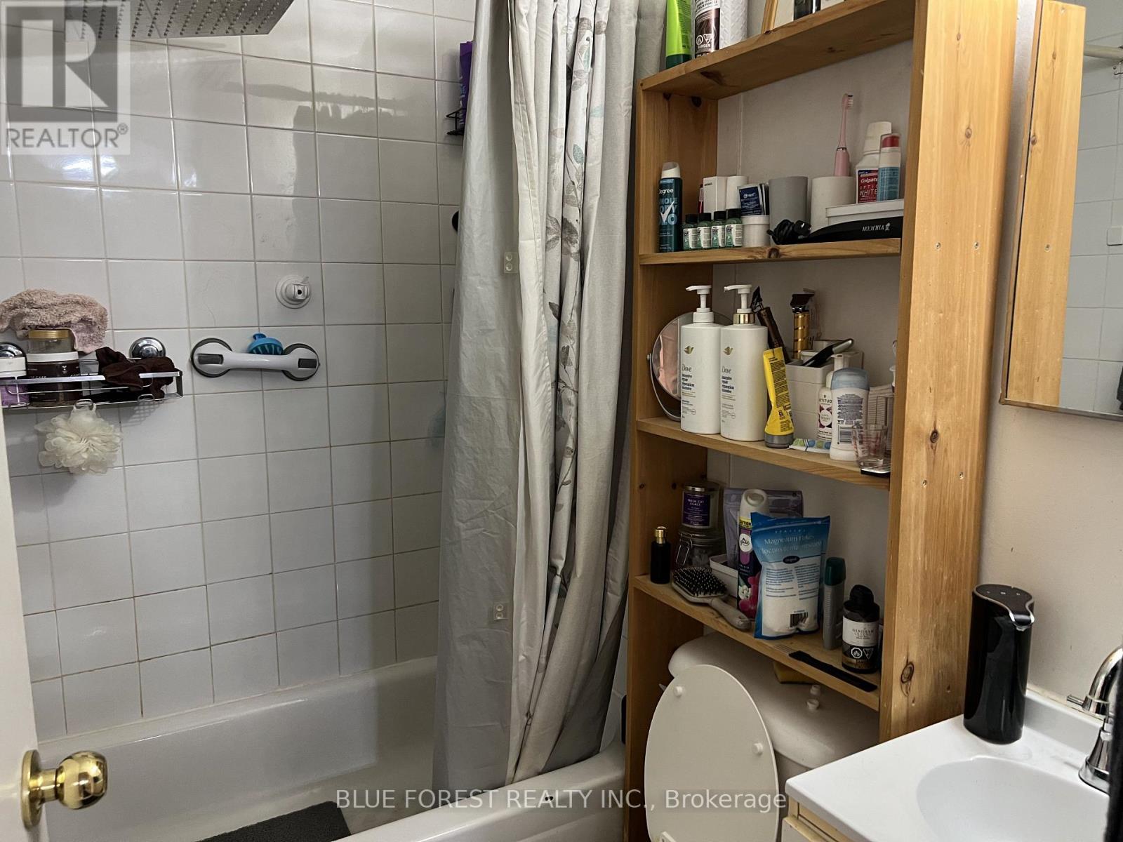 #204 1170 HAMILTON ROAD - 7