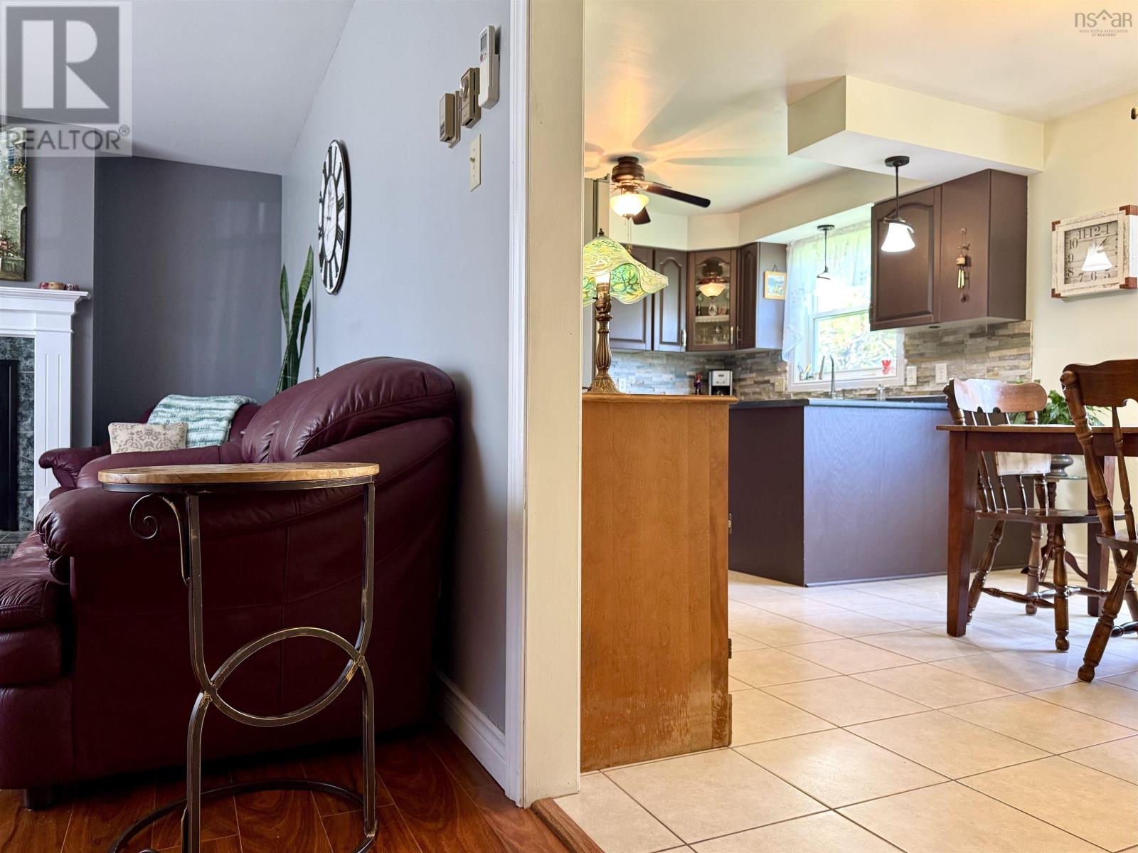 18 Fletcher Drive - 21