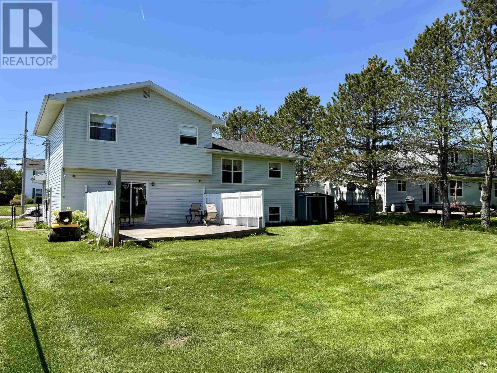 18 Fletcher Drive - 4