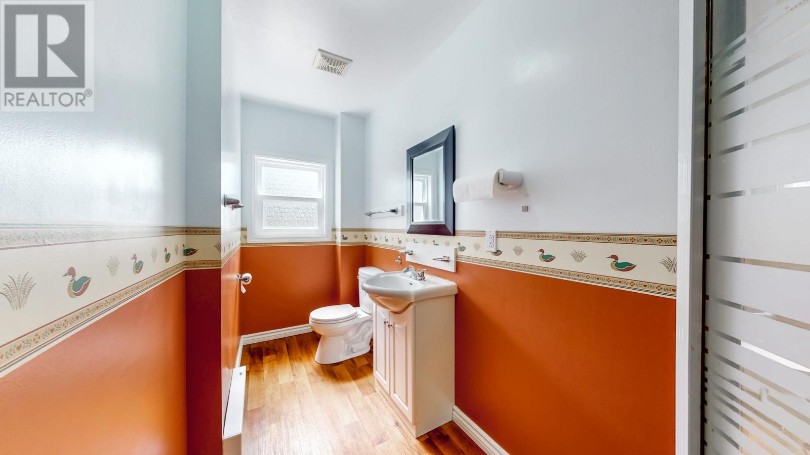 4 Edinburgh Drive - 12