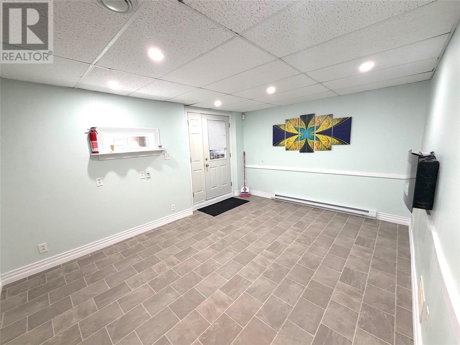 4 Edinburgh Drive - 27