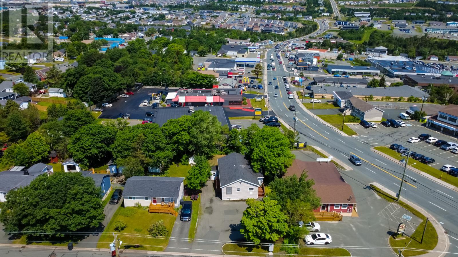 4 Edinburgh Drive - 42