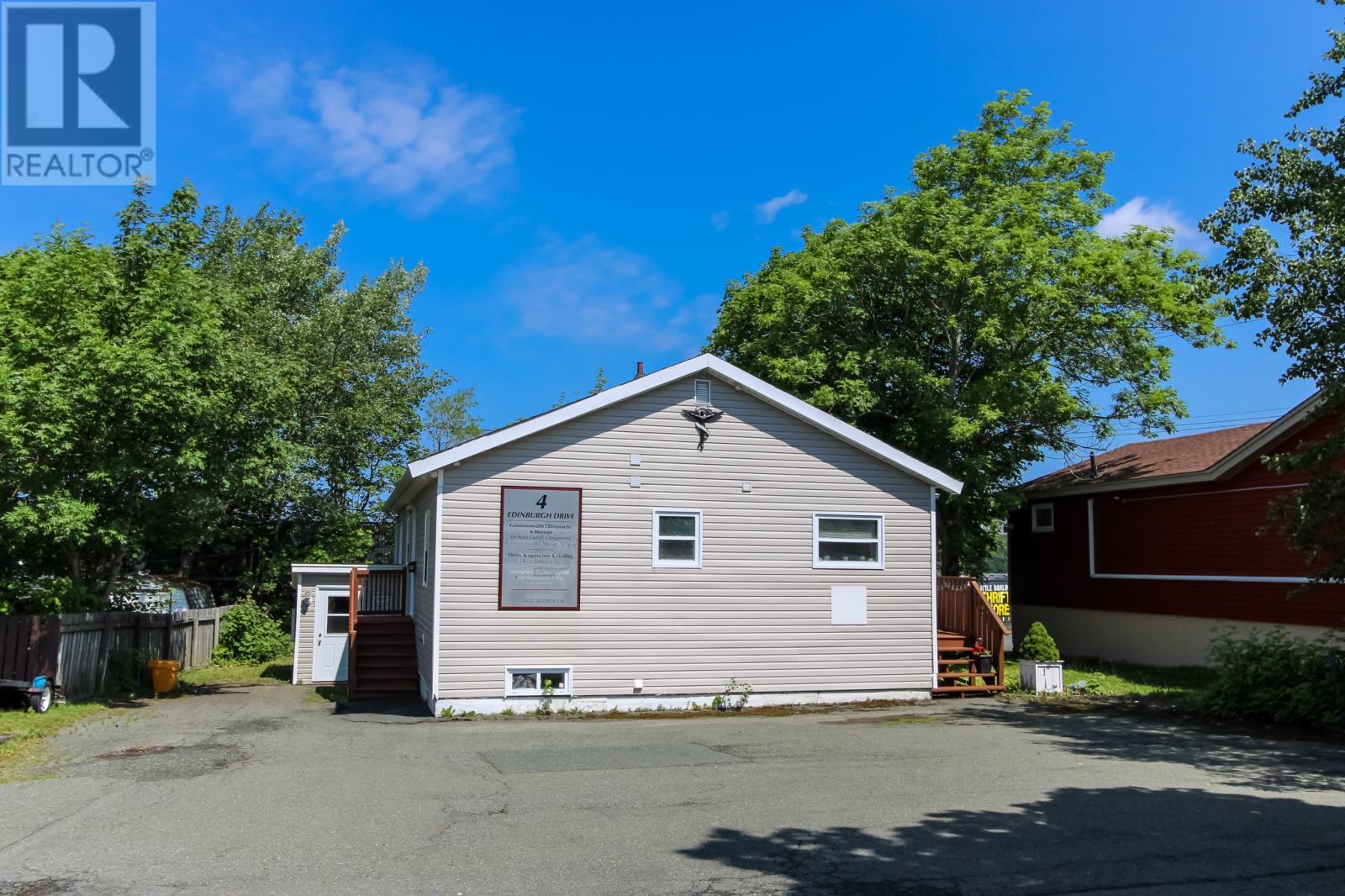 4 Edinburgh Drive - 44