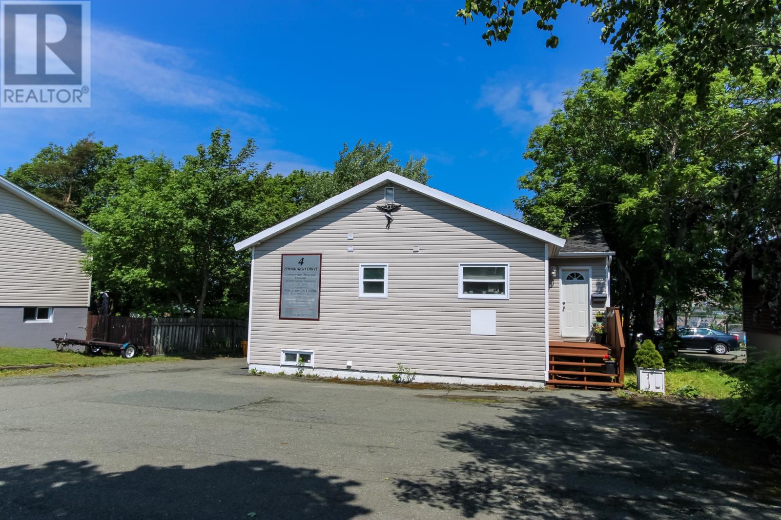 4 Edinburgh Drive - 46
