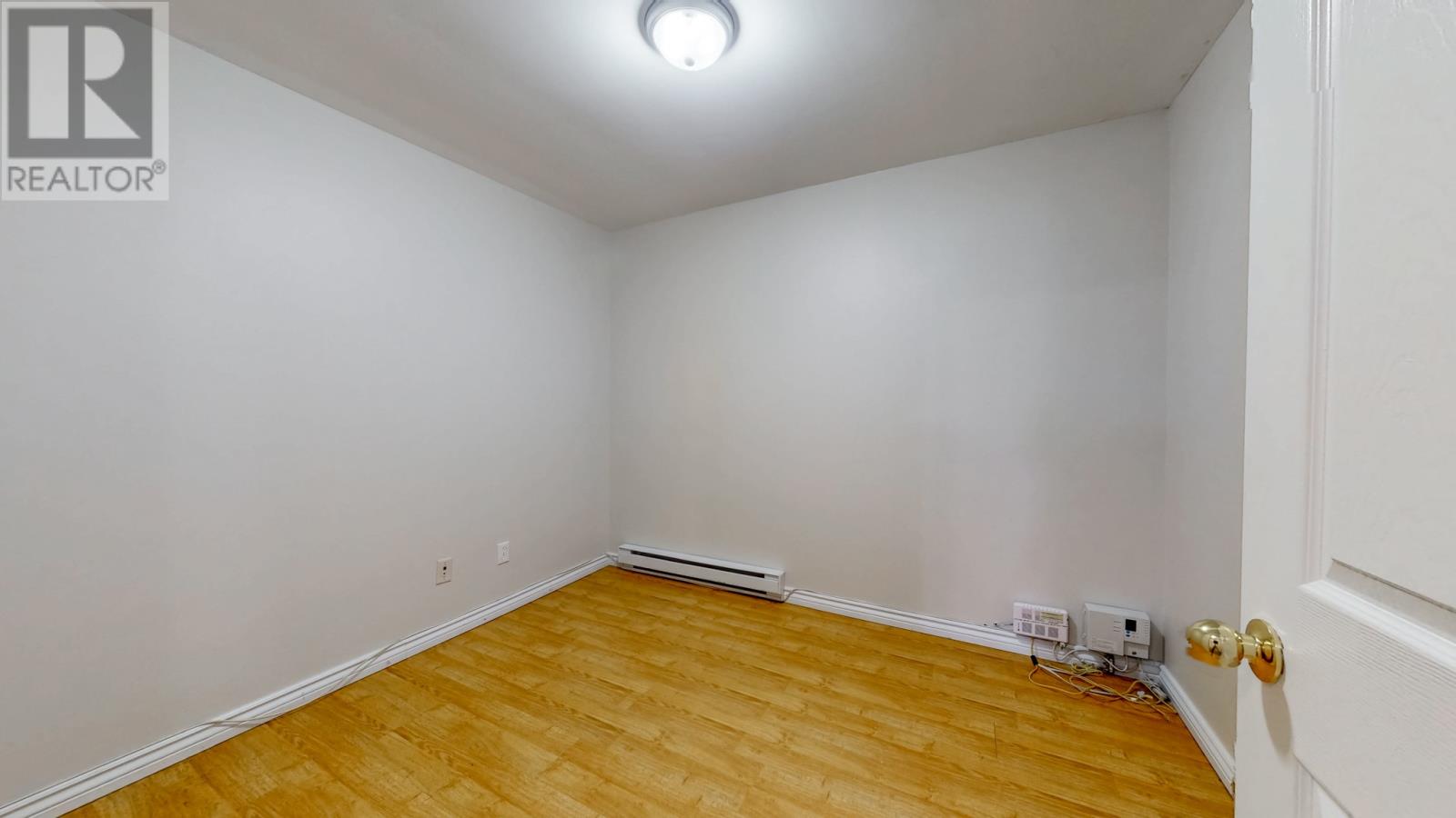 4 Edinburgh Drive - 8