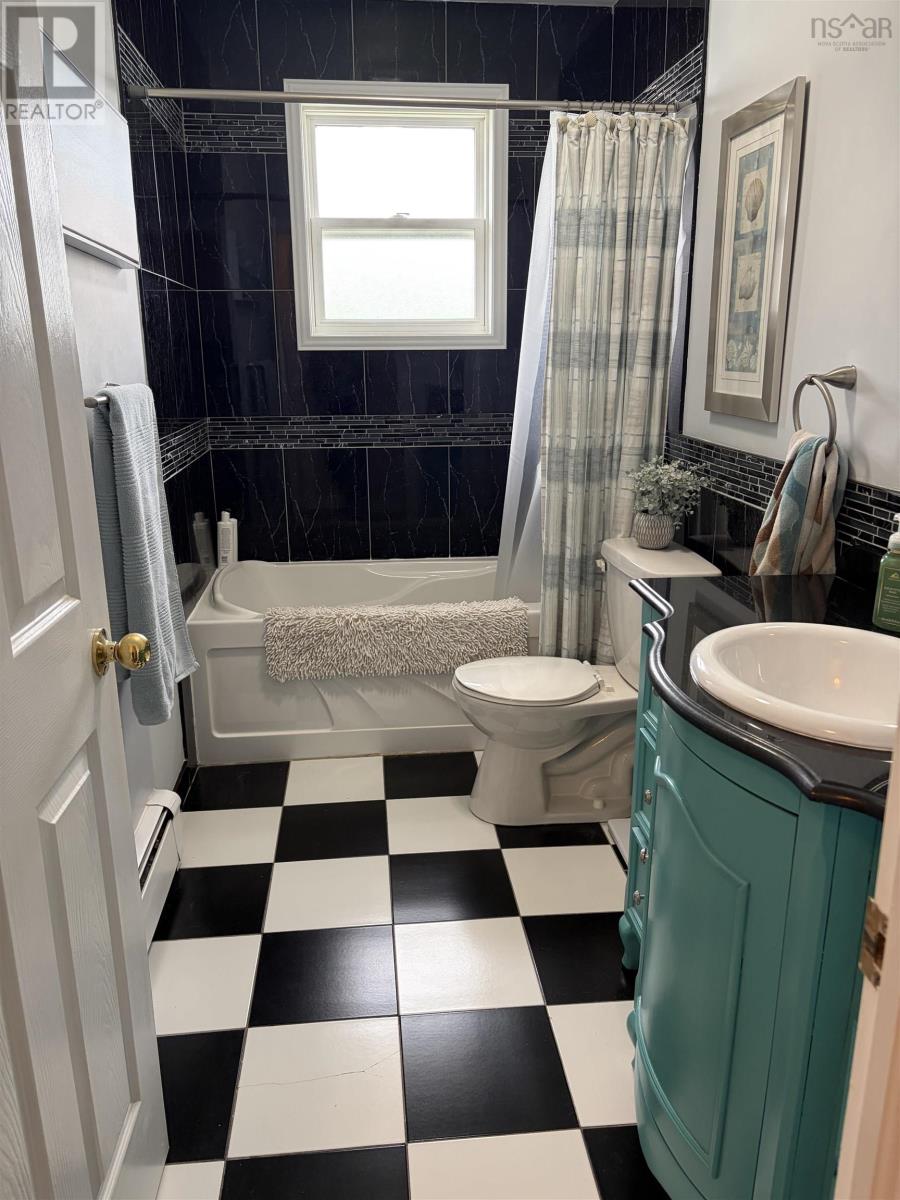 14 Drew Street - 10