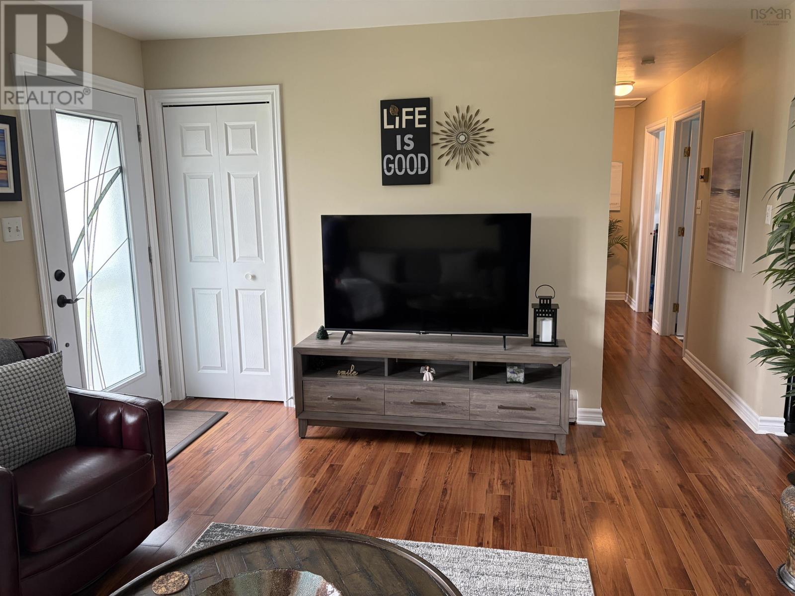 14 Drew Street - 5