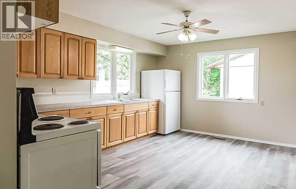 9616 91B Avenue - 10