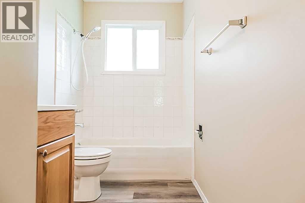9616 91B Avenue - 15