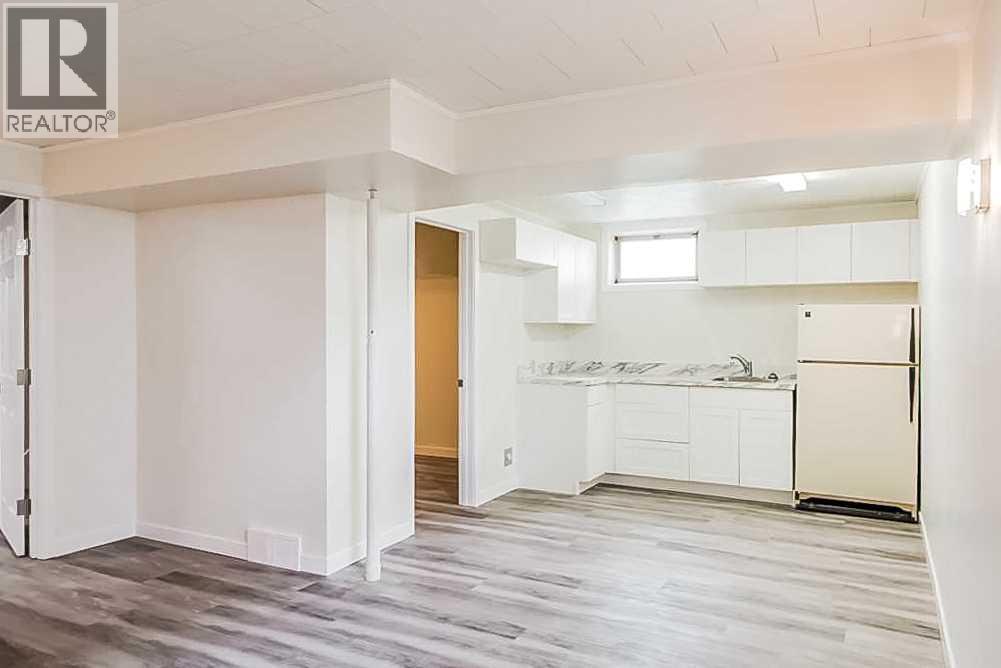 9616 91B Avenue - 18