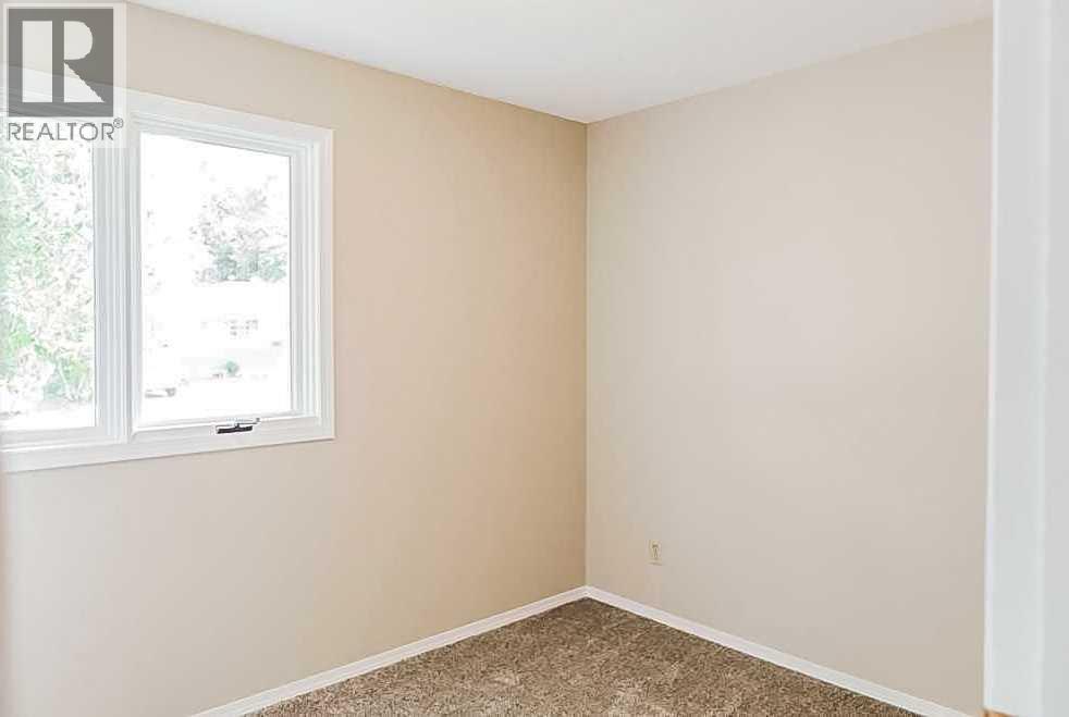 9616 91B Avenue - 14