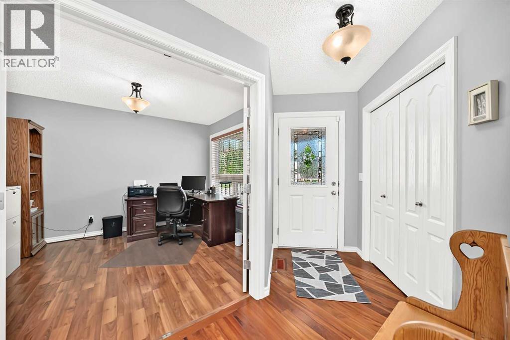 209 Crystal Green Point - 6