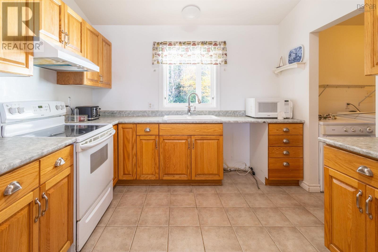 225 Maple Drive Drive - 17